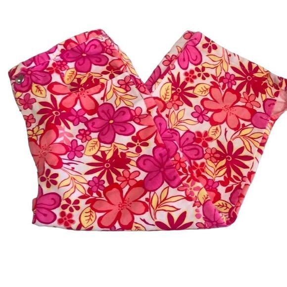 🌸Girls Floral Capris🌸  - Picture 3 of 6